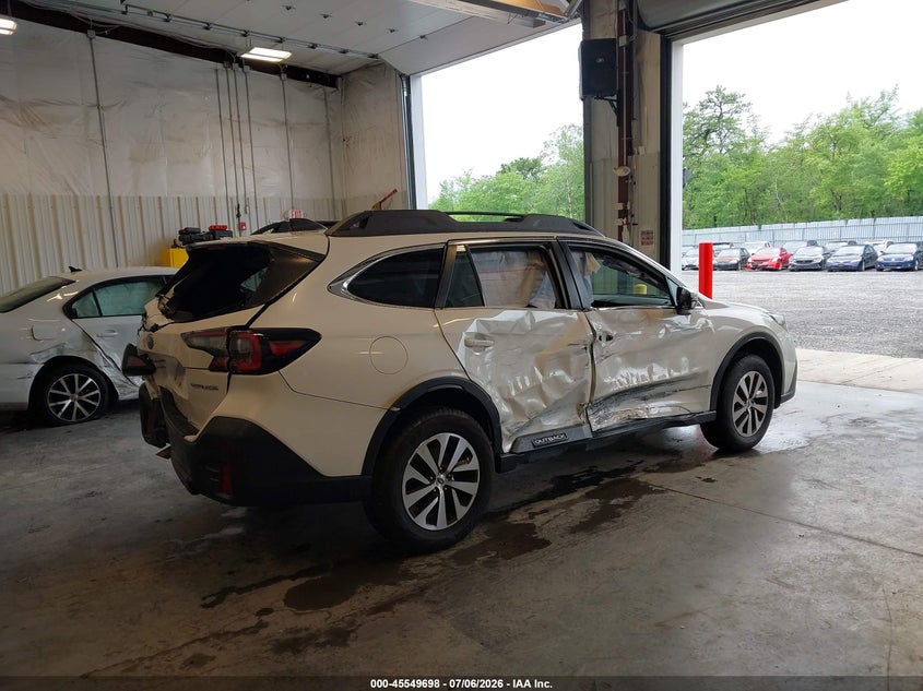 2022 Subaru Outback Premium VIN: 4S4BTACC7N3239123 Lot: 45549698