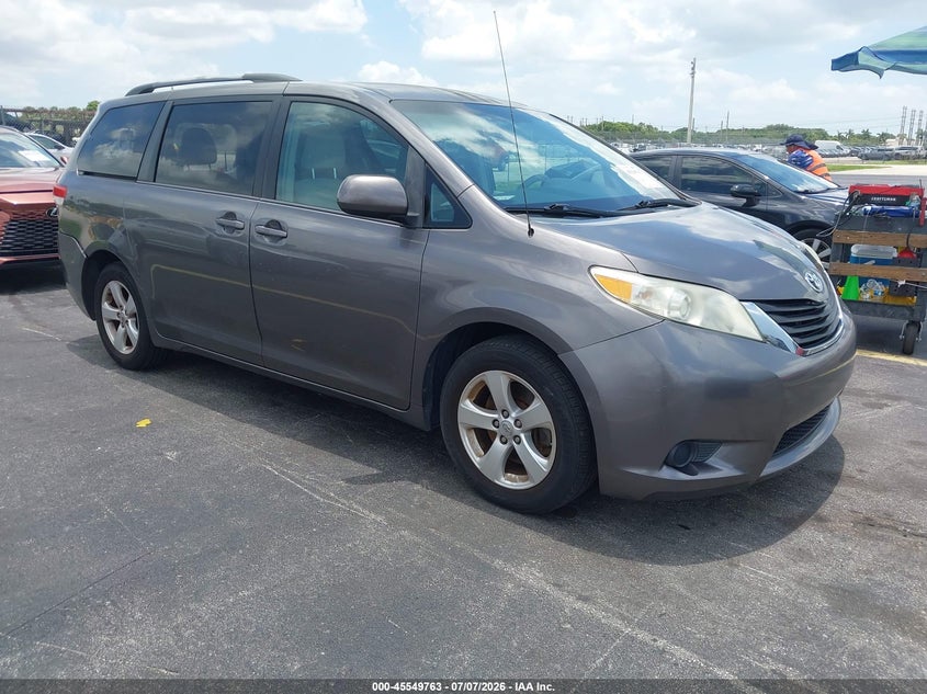 2014 Toyota Sienna