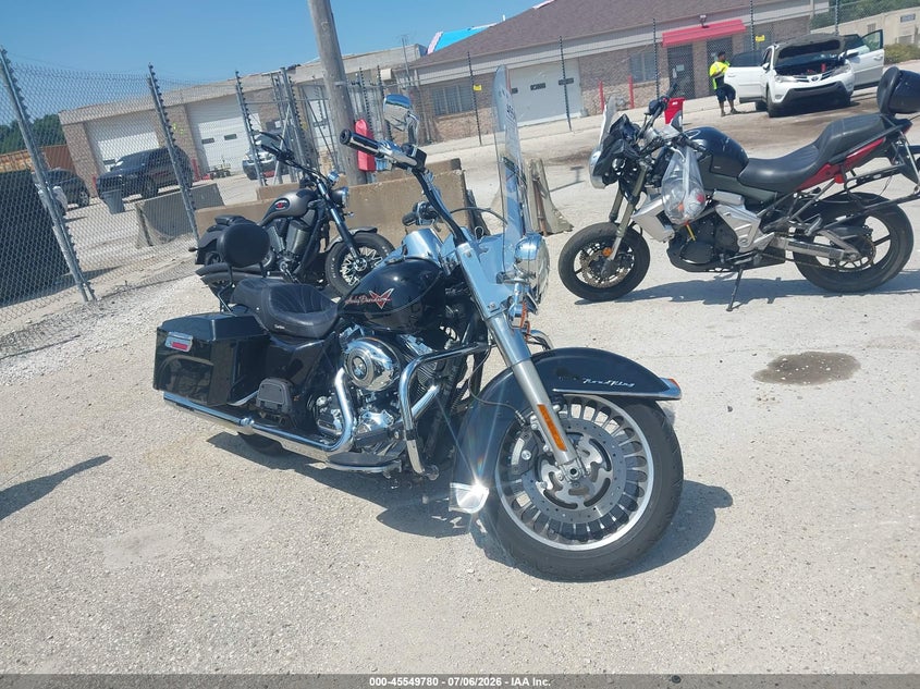 2011 Harley-Davidson FLHR
