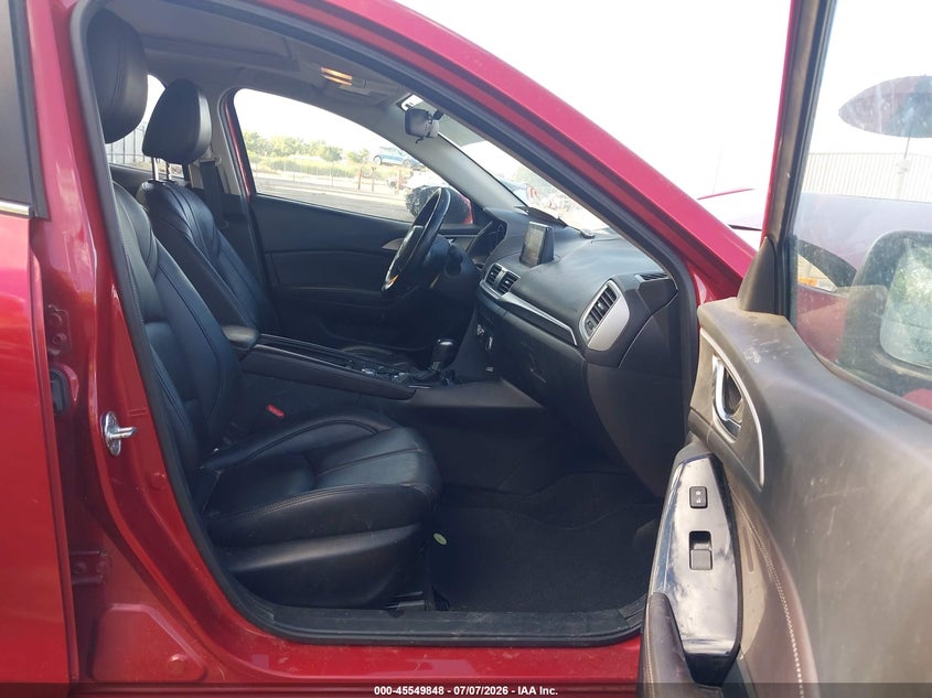 2018 MAZDA MAZDA3 auction photo 5