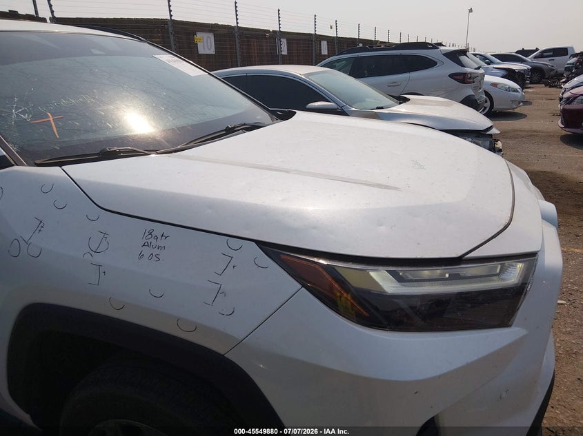 TOYOTA RAV4 HYBRID 2024 VIN 2T3D6RFV3RW066901