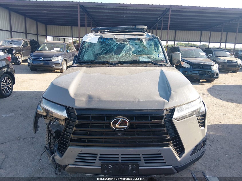 2024 Lexus Gx 550 Overtrail+ VIN: JTJTBCDX7R5013129 Lot: 45549910