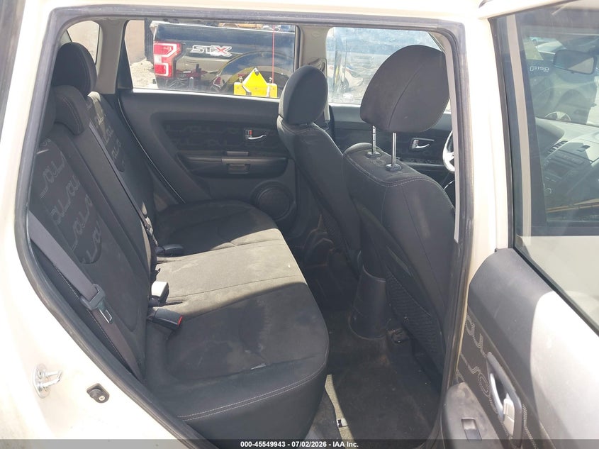 2013 KIA SOUL auction photo 8