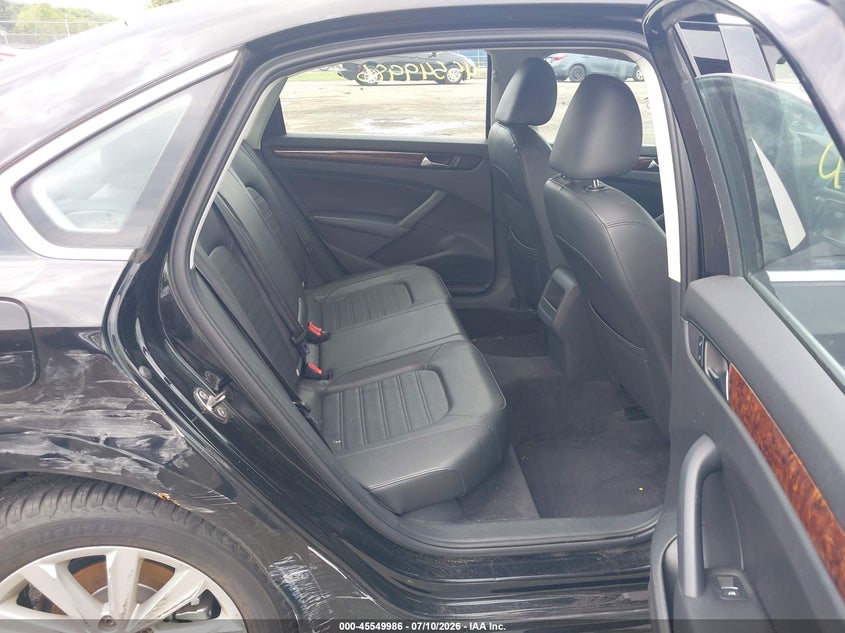 2012 VOLKSWAGEN PASSAT auction photo 8