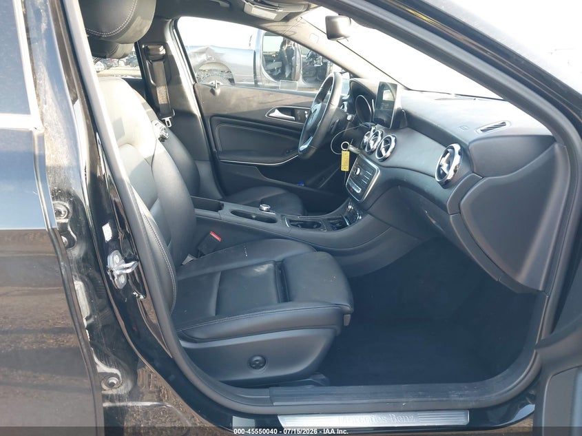 2020 MERCEDES-BENZ GLA 250 auction photo 5