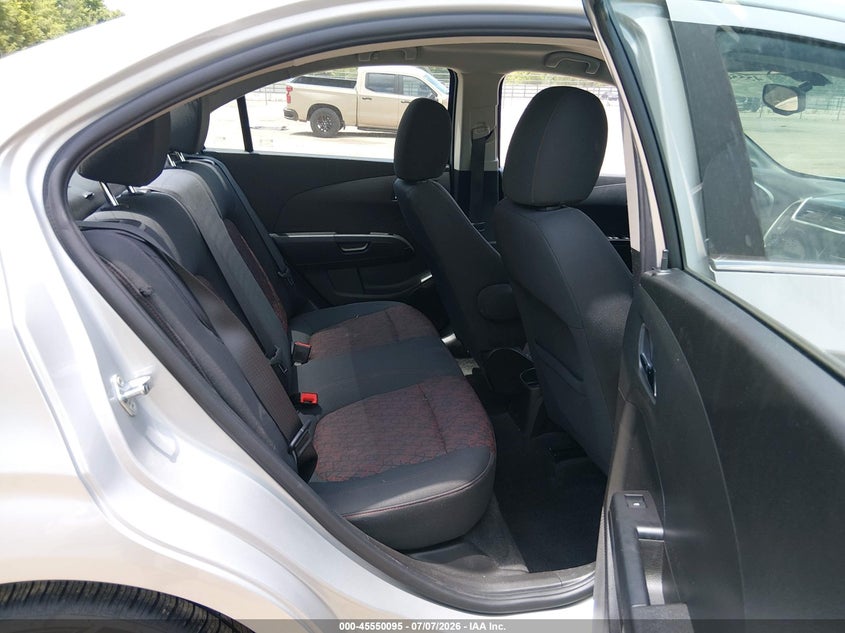 2019 Chevrolet Sonic Lt Auto VIN: 1G1JD5SB7K4130530 Lot: 45550095