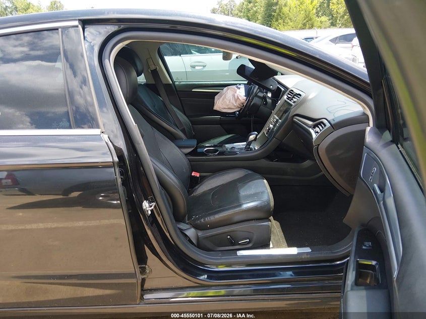2013 FORD FUSION auction photo 5