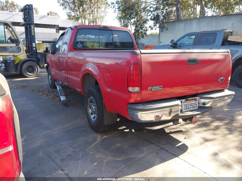 2003 FORD F-250 auction photo 3
