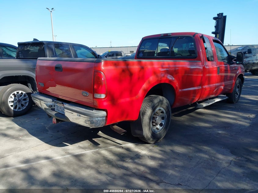 2003 FORD F-250 auction photo 4