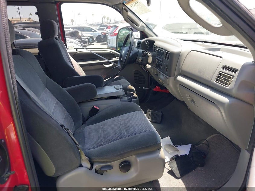 2003 FORD F-250 auction photo 5