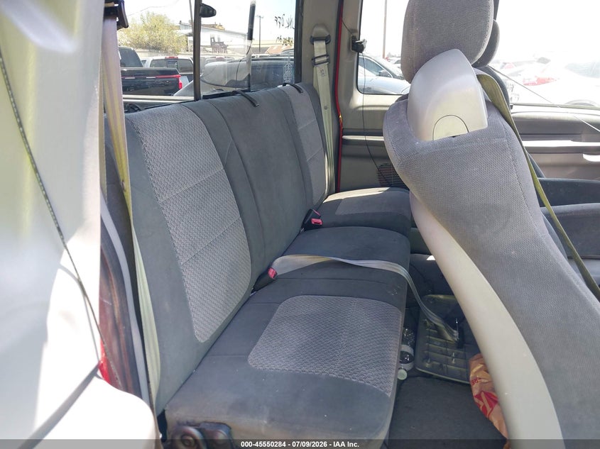 2003 FORD F-250 auction photo 8