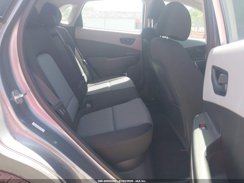 2020 HYUNDAI KONA SE — Photo 8