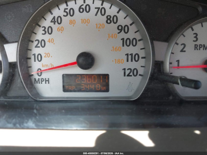 2003 SATURN ION auction photo 7