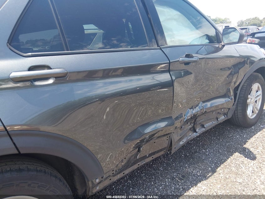 2020 FORD EXPLORER auction photo 6