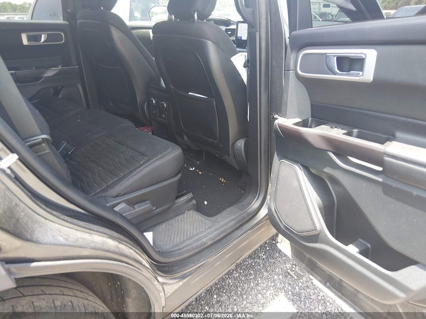 2020 FORD EXPLORER auction photo 8