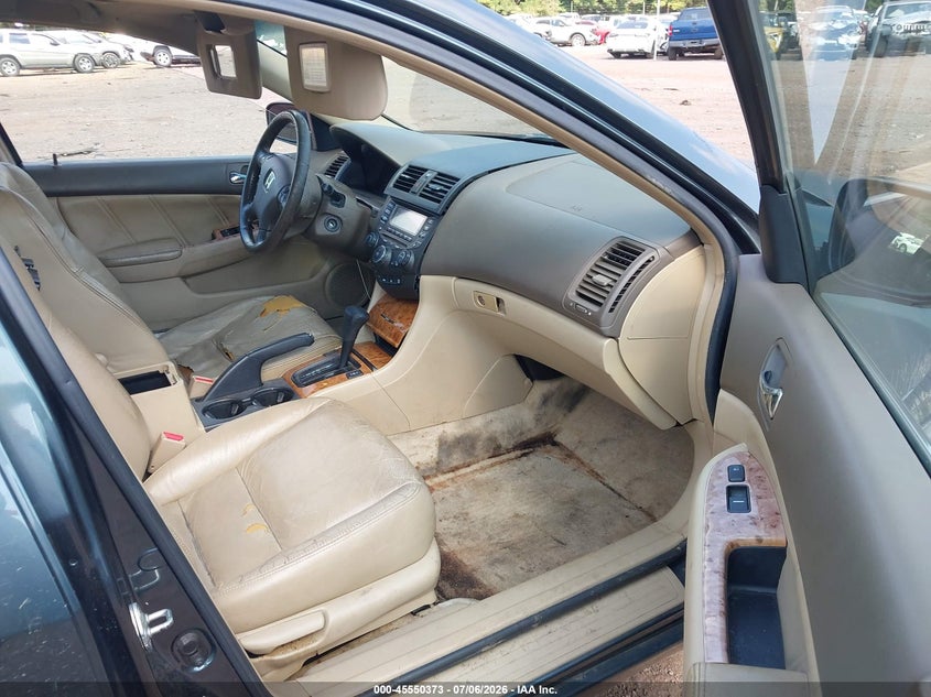 2004 HONDA ACCORD auction photo 5