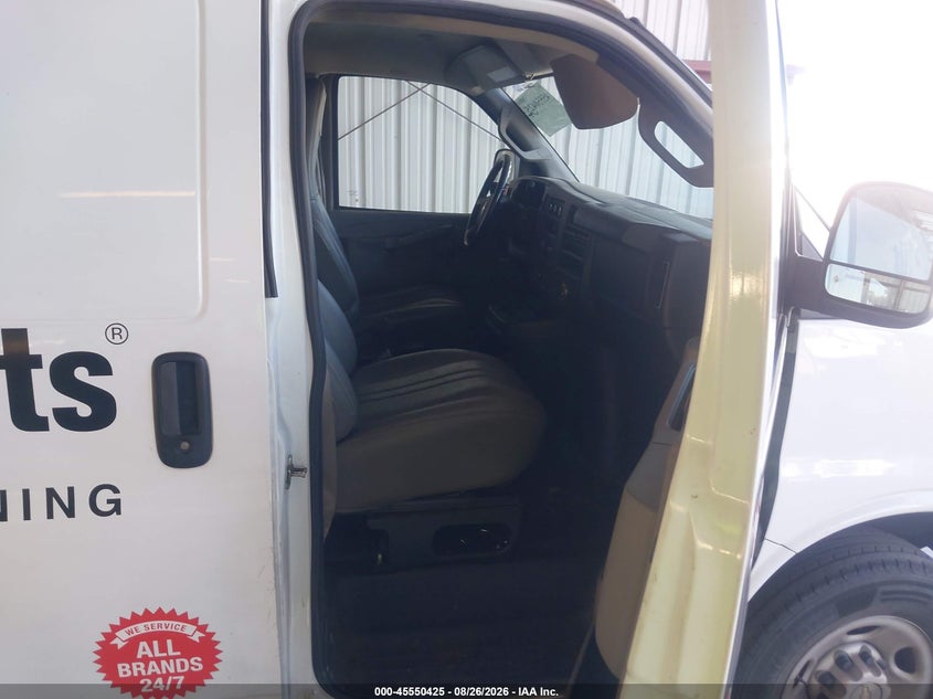 2022 CHEVROLET EXPRESS CARGO auction photo 5