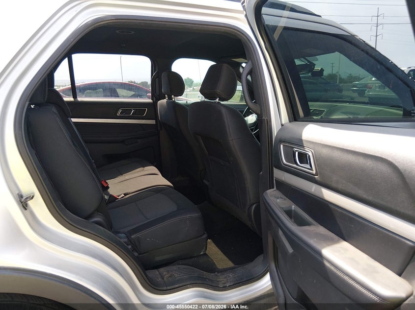 2017 FORD EXPLORER auction photo 8