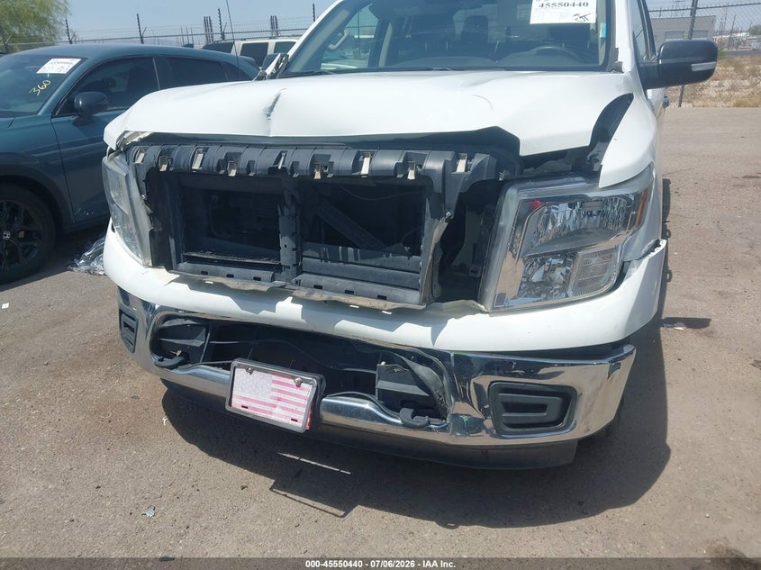 2018 NISSAN TITAN auction photo 6