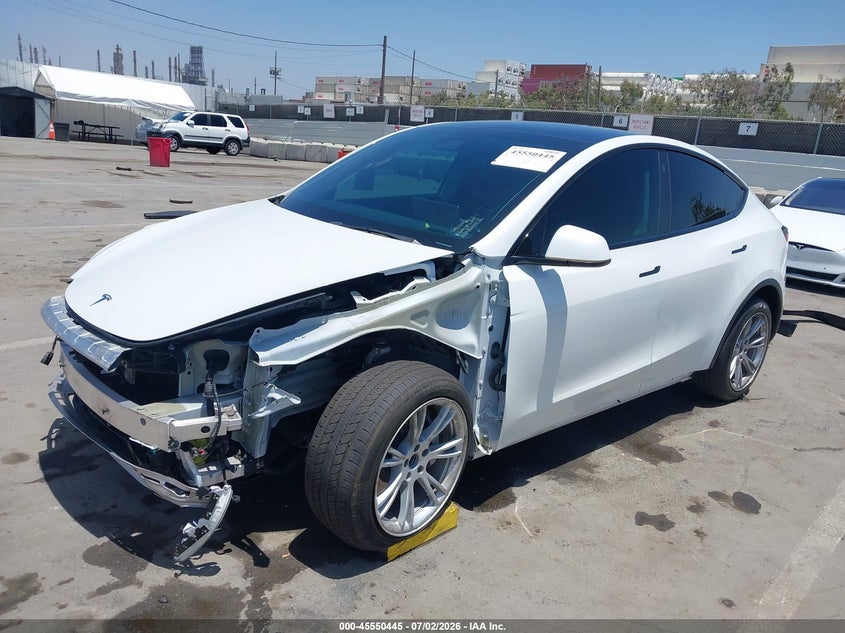 AtlanticExpress - Tesla Model Y