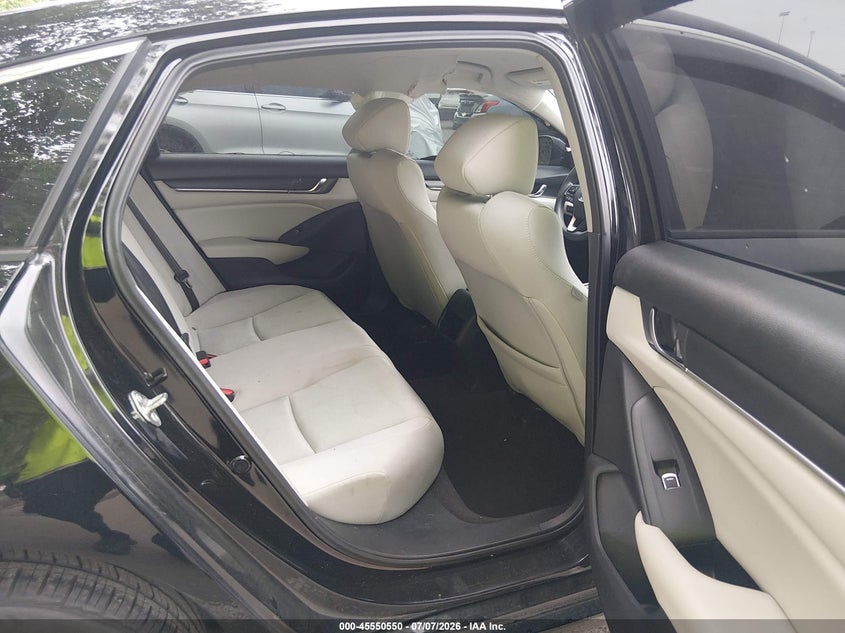 2018 HONDA ACCORD auction photo 8