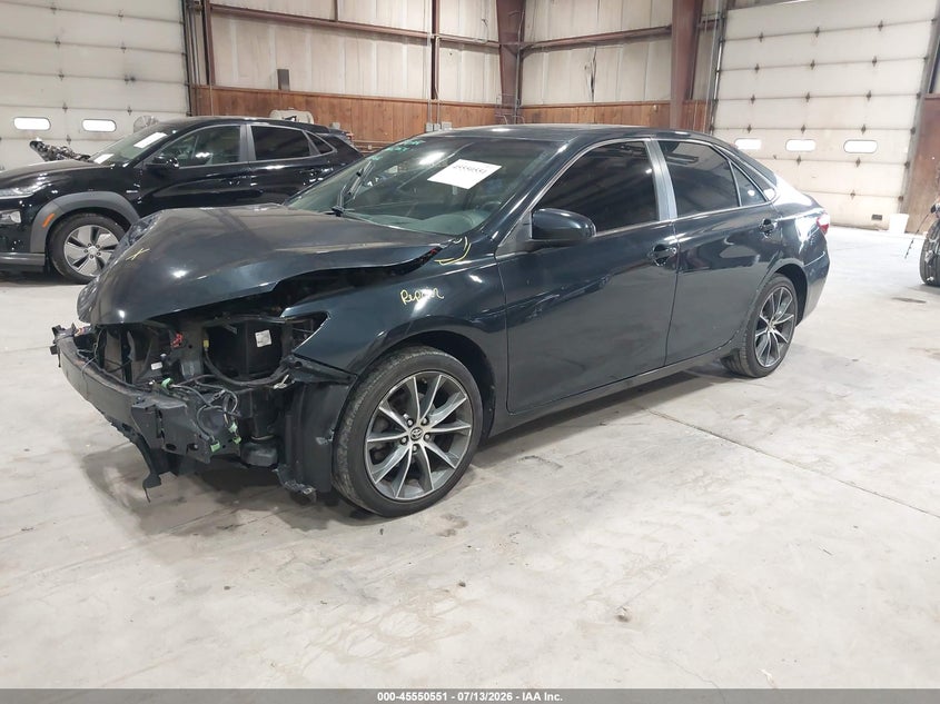 2015 Toyota Camry, Right Front, IAAI, VIN 4T1BF1FK3FU921292 — photo 2