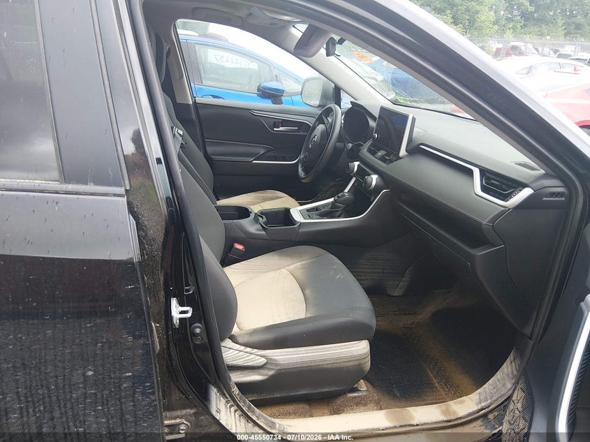 2025 TOYOTA RAV4 auction photo 5