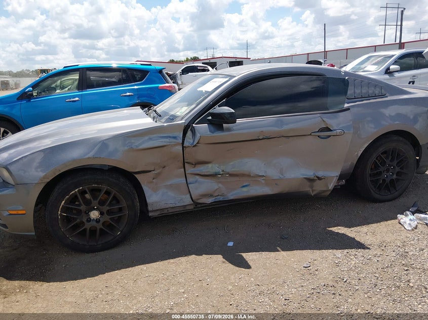 2014 FORD MUSTANG auction photo 6