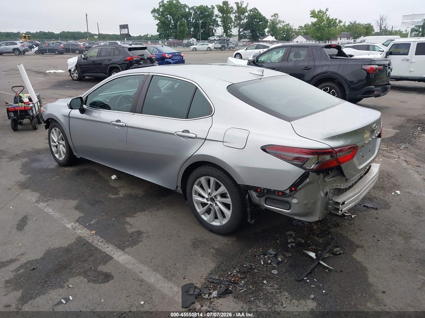 TOYOTA CAMRY - zdjęcie 3