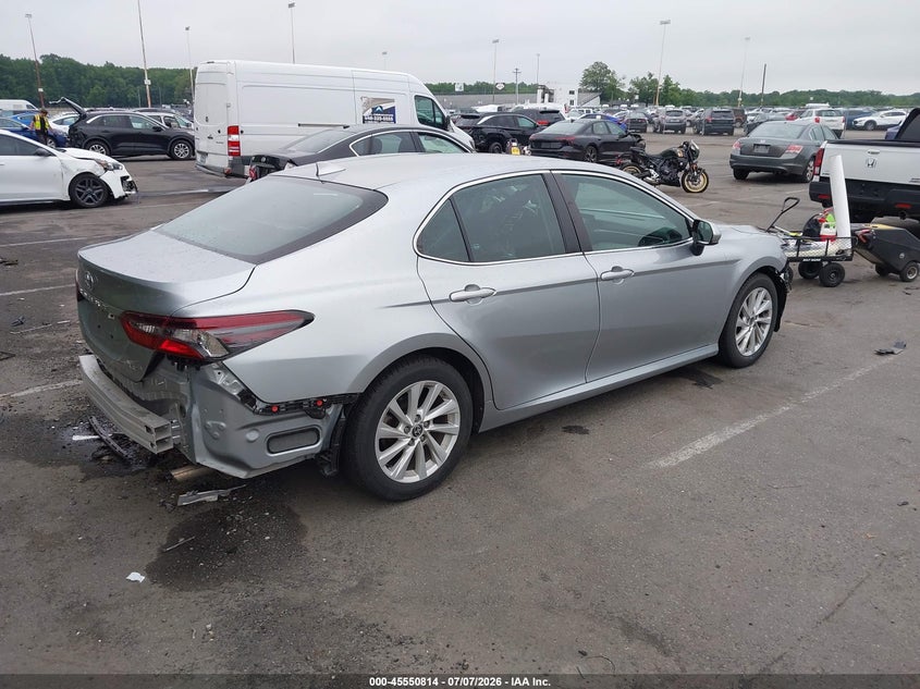 TOYOTA CAMRY - zdjęcie 4