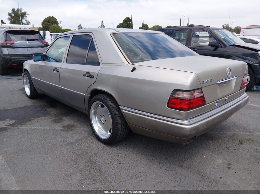 AtlanticExpress - Mercedes-Benz E-Class