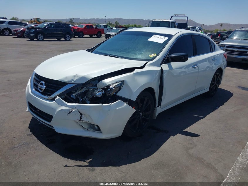2017 Nissan Altima, Лівий перед, IAAI, VIN 1N4AL3AP8HN336850 — фото 2