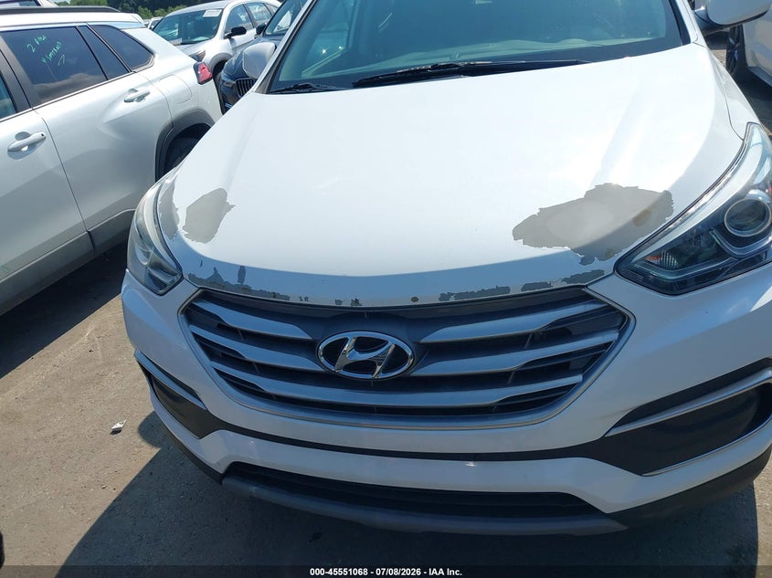 2018 Hyundai Santa Fe Sport 2.4L VIN: 5NMZTDLB5JH095627 Lot: 45551068