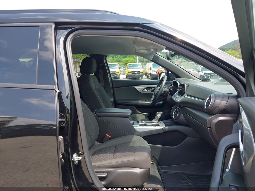 2020 CHEVROLET BLAZER auction photo 5