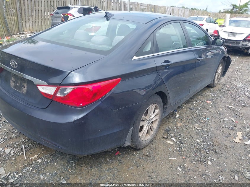 2013 HYUNDAI SONATA SEDAN 2.4L I-4 DI, DOHC, VVT, 190HP