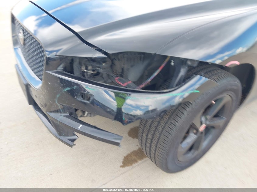 2018 JAGUAR F-PACE auction photo 6