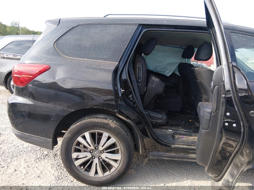 2019 NISSAN PATHFINDER auction photo 8