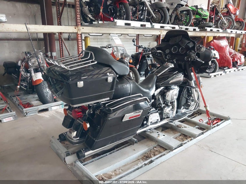 2006 HARLEY-DAVIDSON FLHTCI auction photo 4