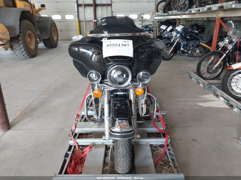 2006 HARLEY-DAVIDSON FLHTCI auction photo 5