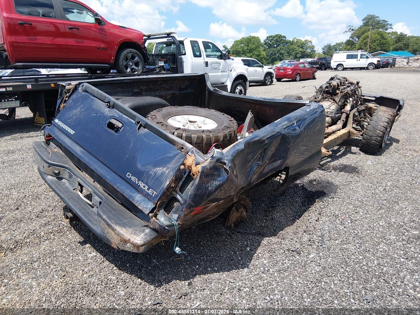 2005 CHEVROLET SILVERADO 1500 auction photo 4