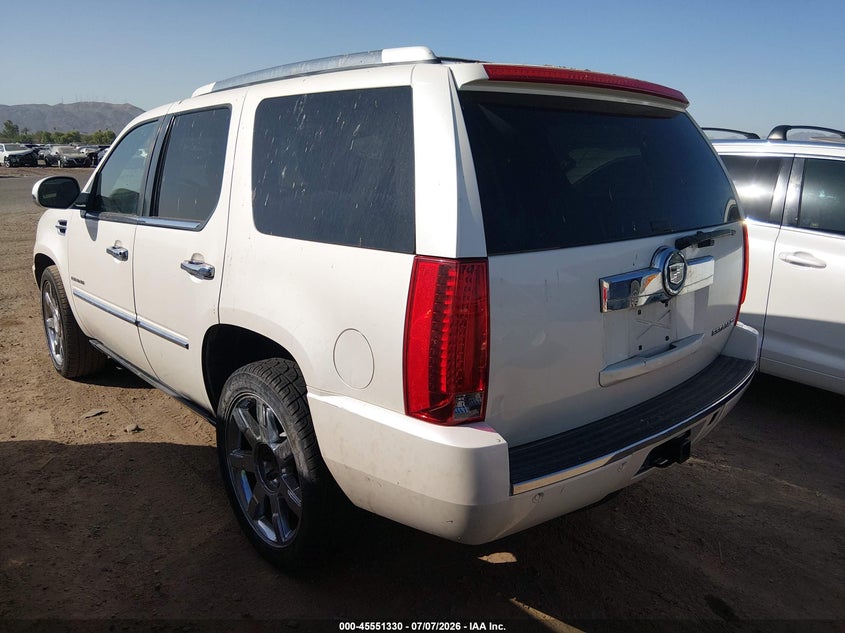 2011 CADILLAC ESCALADE auction photo 3