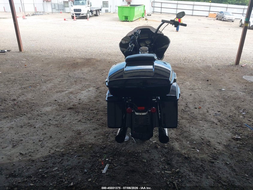 2017 Harley-Davidson Fltrxs Road Glide Special VIN: 1HD1KTC19HB617741 Lot: 45551375