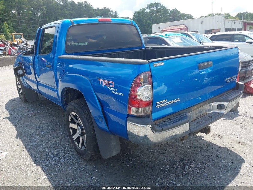 2010 TOYOTA TACOMA auction photo 3