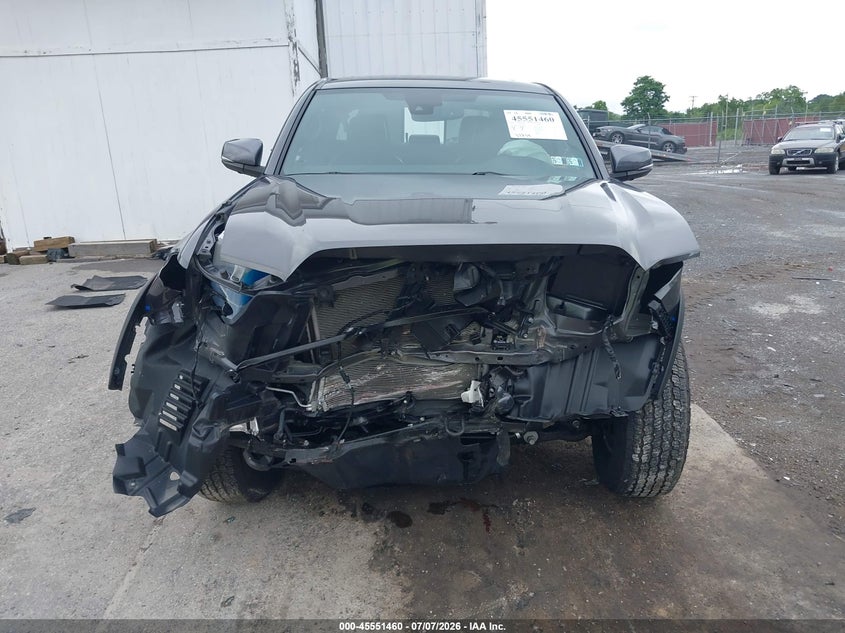 2022 TOYOTA TACOMA auction photo 6