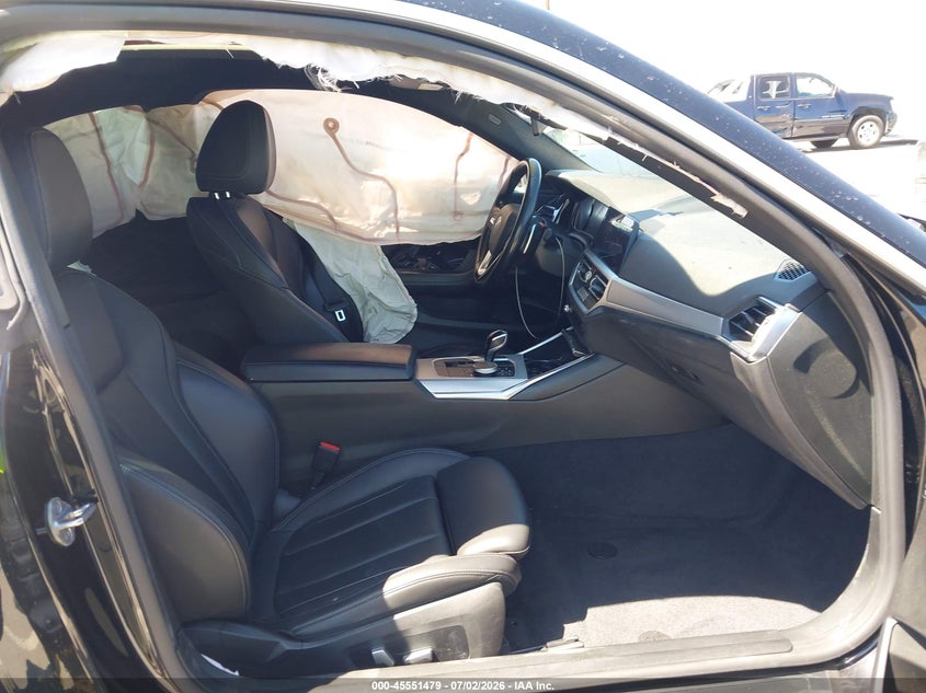 2022 BMW 230 auction photo 5