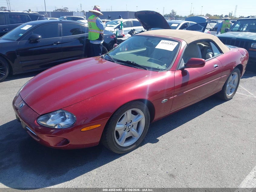 1999 JAGUAR XK8 auction photo 2