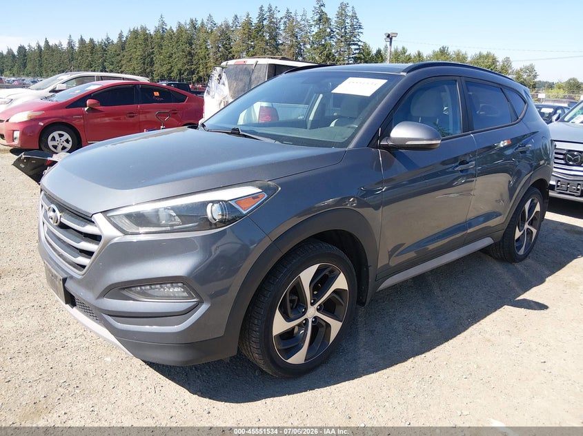 2018 HYUNDAI TUCSON auction photo 2