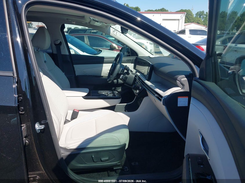 AtlanticExpress - Hyundai Tucson Hybrid