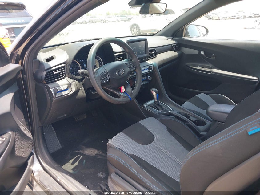 2020 Hyundai Veloster 2.0 VIN: KMHTG6AF3LU022954 Lot: 45551569