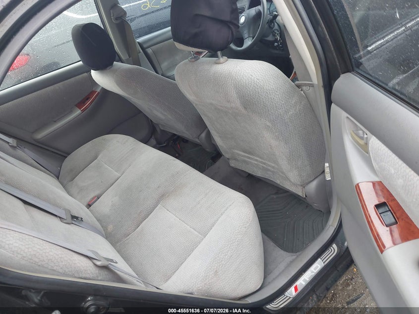 2004 TOYOTA COROLLA auction photo 8